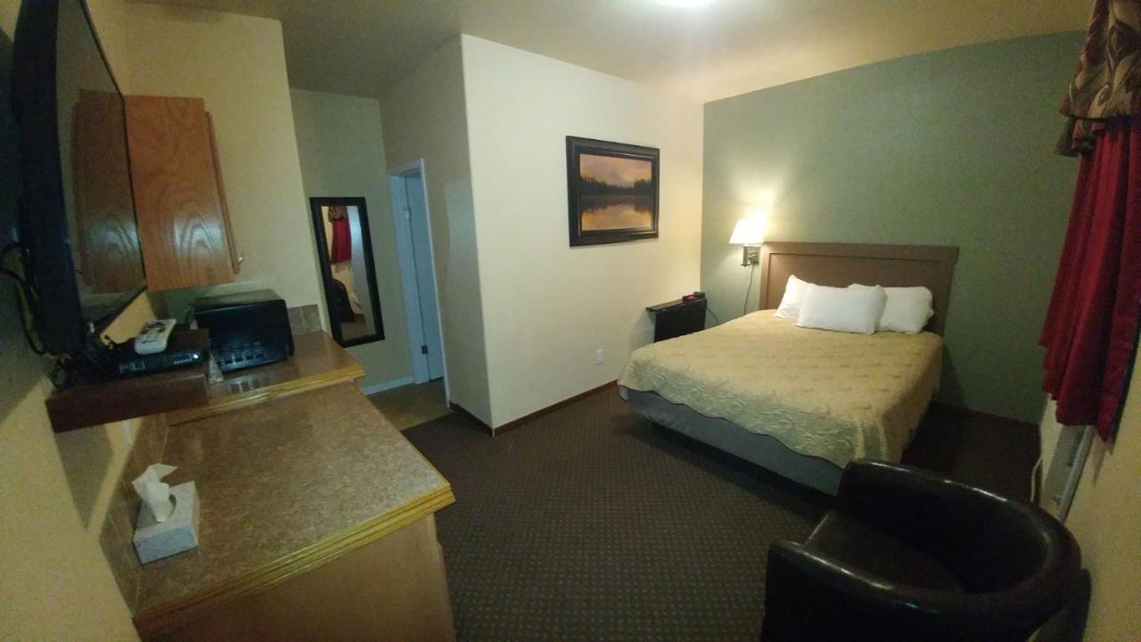 Sagebrush Inn & Suites Broadus Экстерьер фото